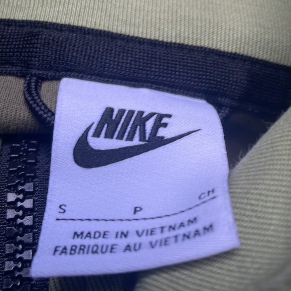Nike tech fleece - Picture 2 of 3